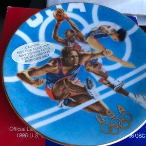 Avon USA Olympic Red and Blue Box